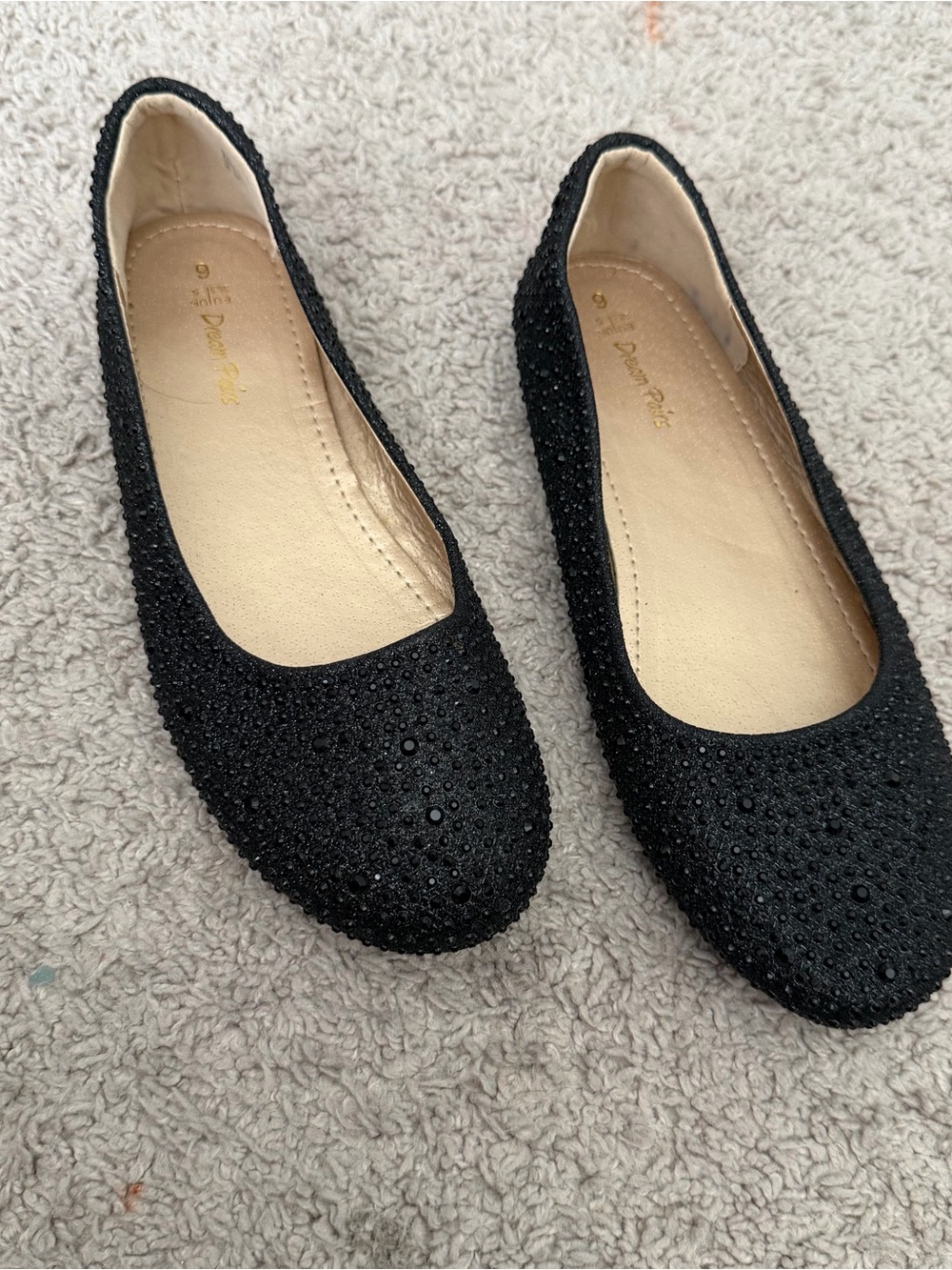 Dream Pairs Black Embellished Ballet Flats